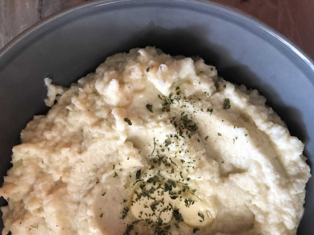 Roasted Garlic Cauliflower Mash