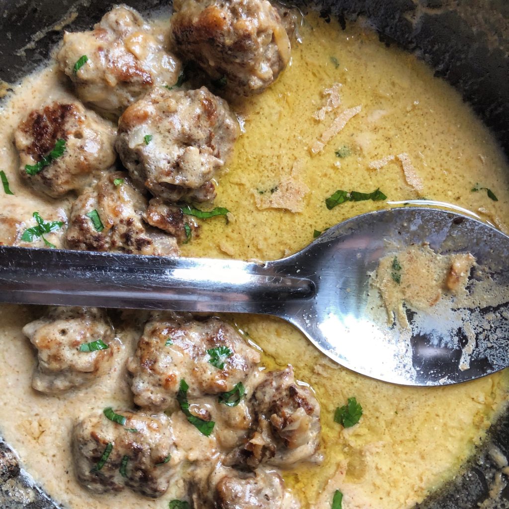 Swedish Meatballs in Brown Gravy