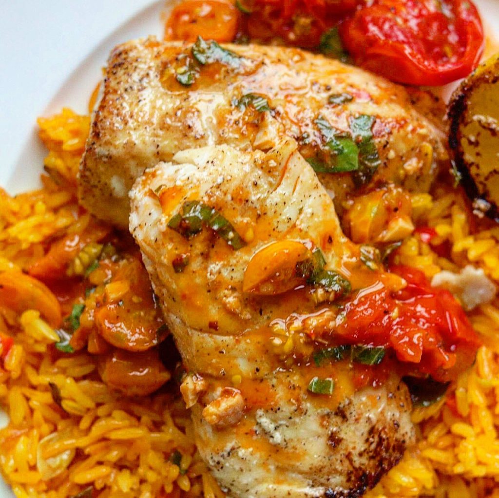 Pan-Fried Cod in Tomato Basil Sauce
