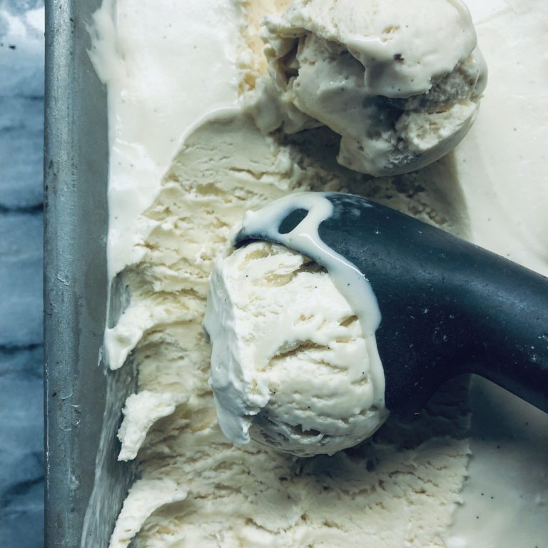 No-Churn Vanilla Ice Cream
