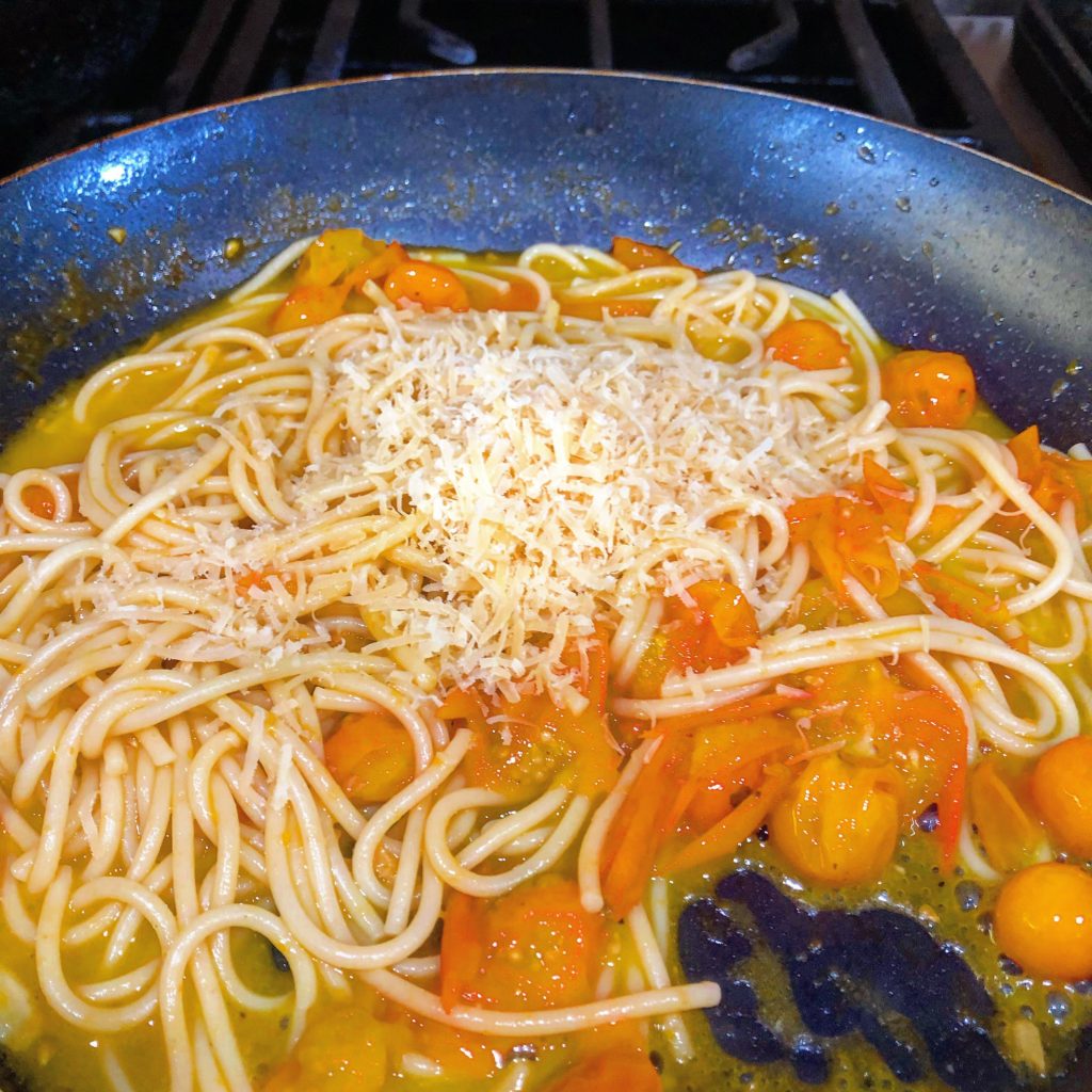Spaghetti with Fresh Tomatoes from the Garden