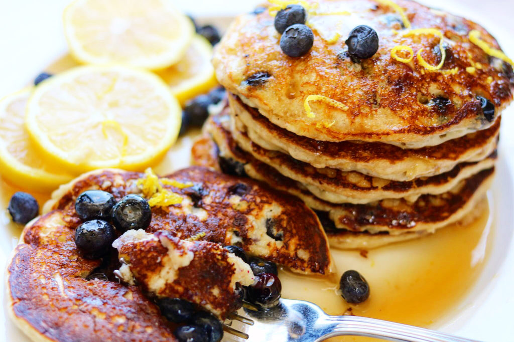 blueberry-banana lemon ricotta pancakes
