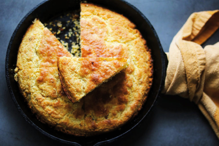 Basic Cornbread with Bacon