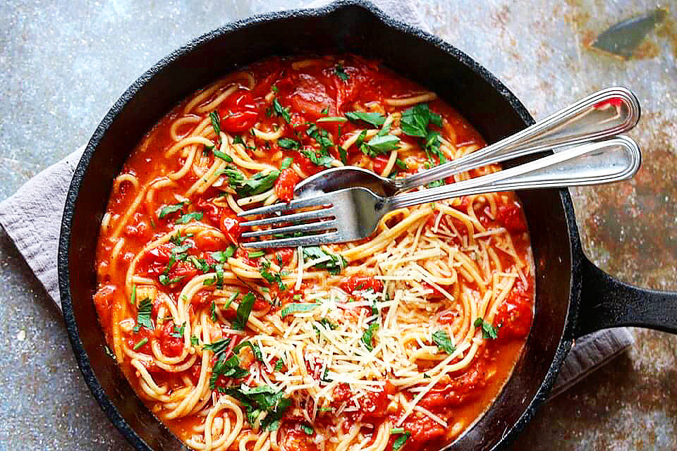 fresh tomato pasta.