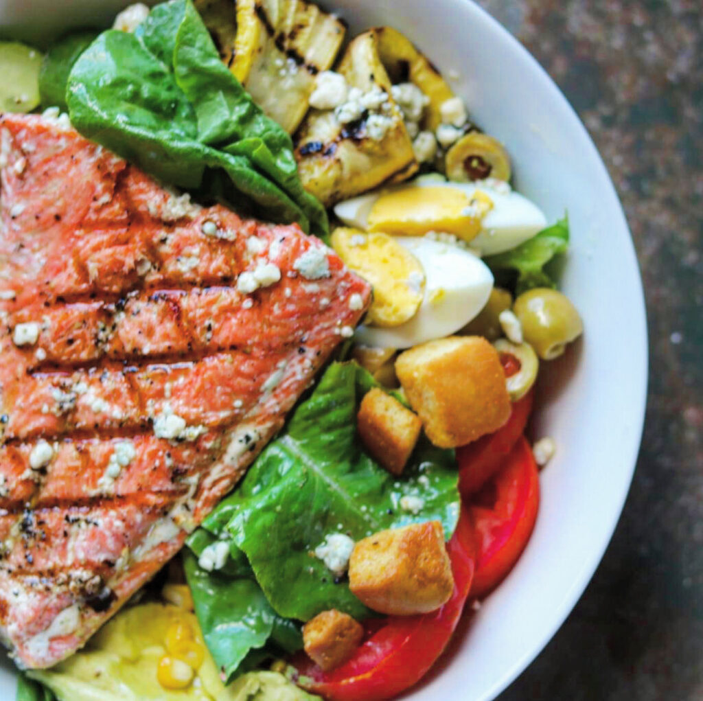 grilled salmon salad