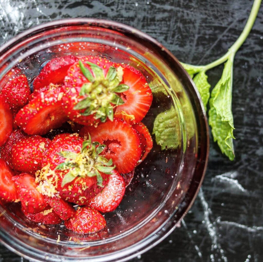 lemon strawberries