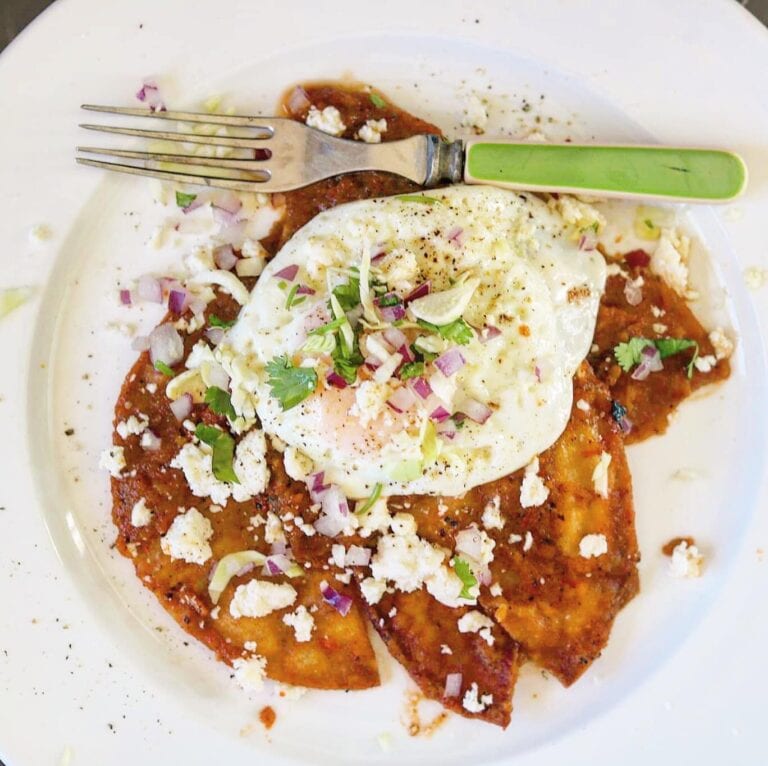 Chilaquiles Rojos