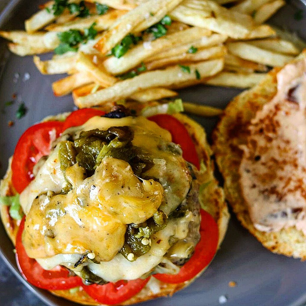 Green Chile Cheeseburger